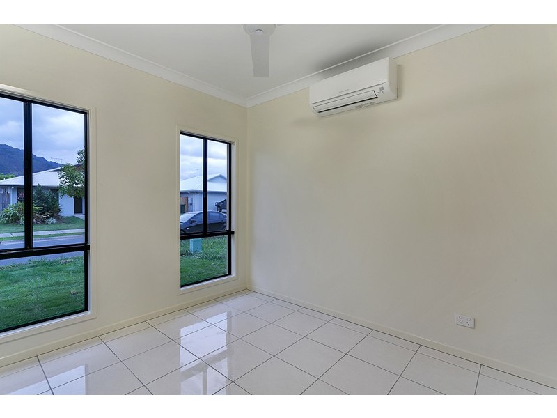 48 Disney Street, White Rock QLD 4868