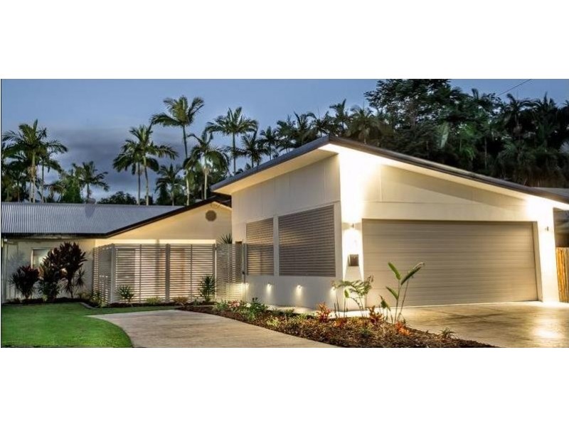 10 Jordan Close, Mooroobool QLD 4870
