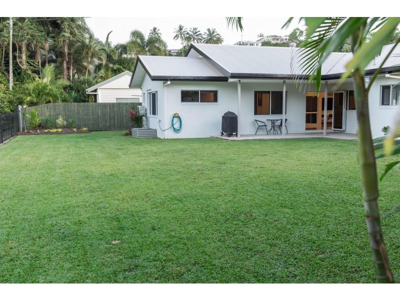 10 Jordan Close, Mooroobool QLD 4870