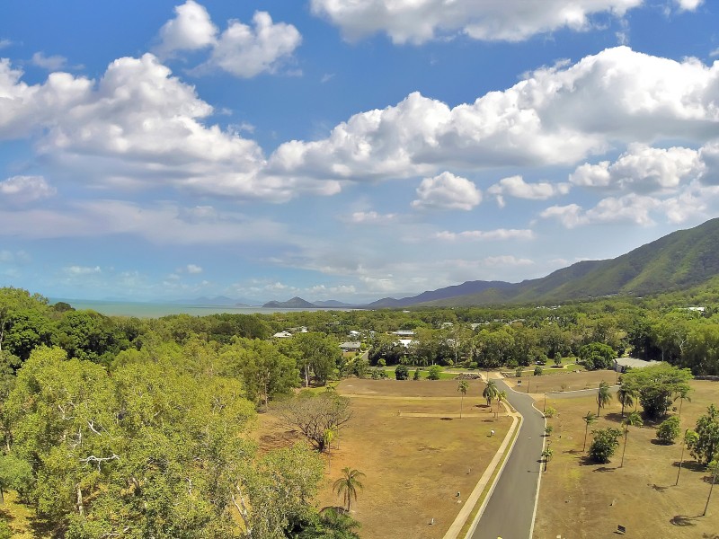 47 Freshwater Avenue, Palm Cove QLD 4879