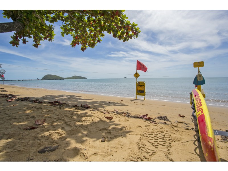 47 Freshwater Avenue, Palm Cove QLD 4879