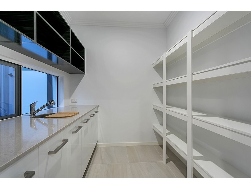 47 Freshwater Avenue, Palm Cove QLD 4879