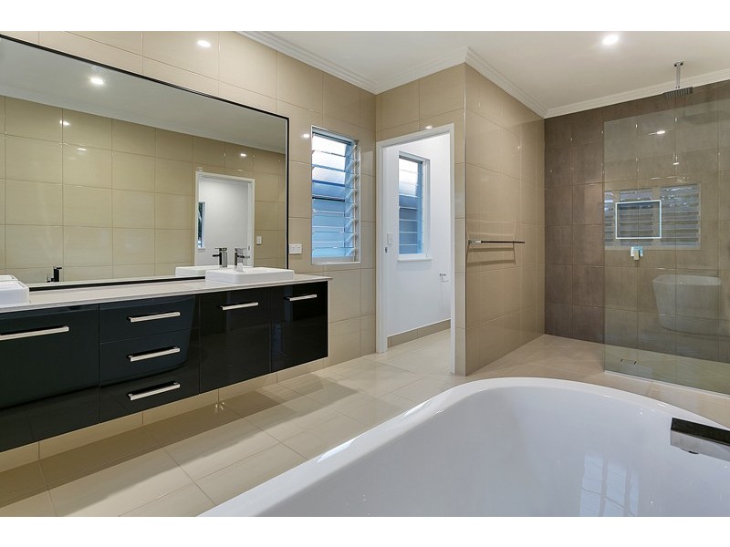 47 Freshwater Avenue, Palm Cove QLD 4879