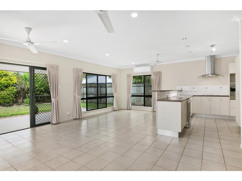 10 Ellibank Close, Edmonton QLD 4869