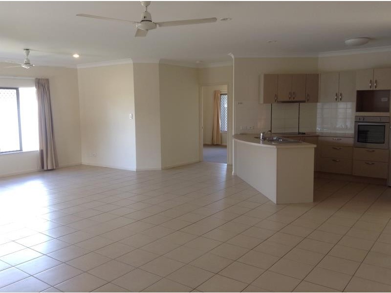 15 Allanton Link, Trinity Park QLD 4879