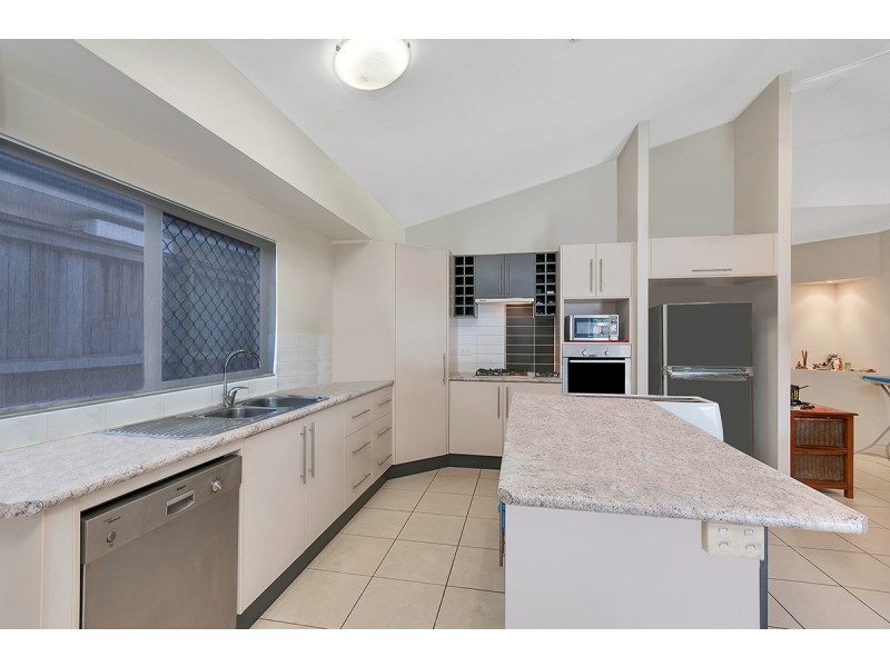18 Seclusion Drive, Palm Cove QLD 4879
