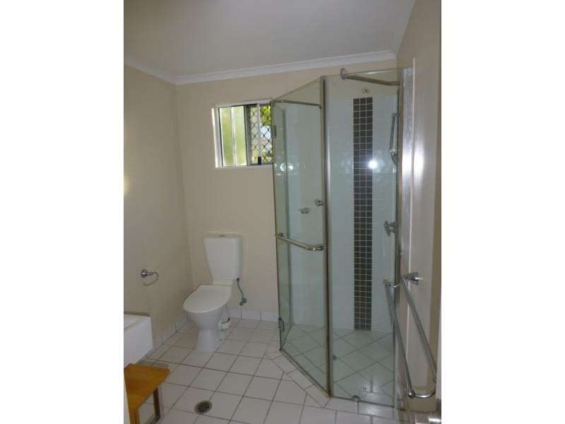 104/6 Marella Close, Manoora QLD 4870