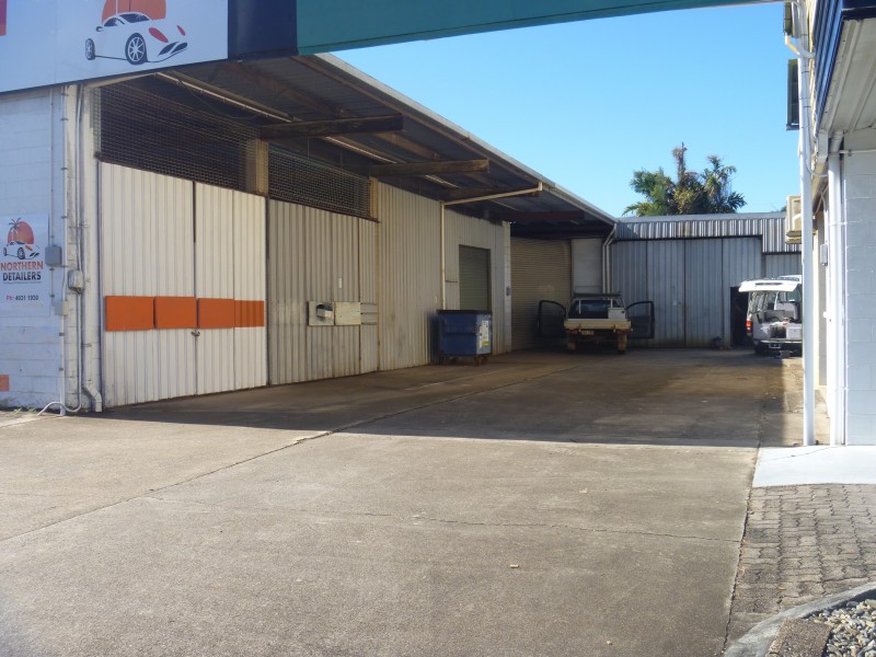 236-240 Severin Street, Parramatta Park QLD 4870