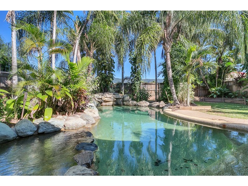 9 Mermaid Close, Bentley Park QLD 4869