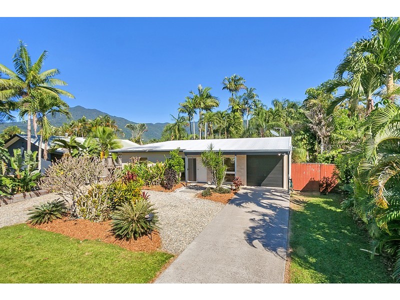 9 Mermaid Close, Bentley Park QLD 4869