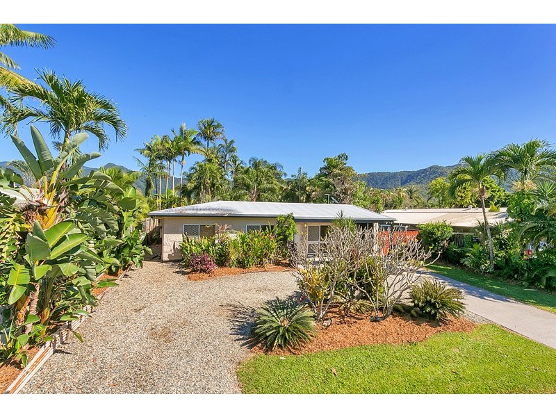9 Mermaid Close, Bentley Park QLD 4869