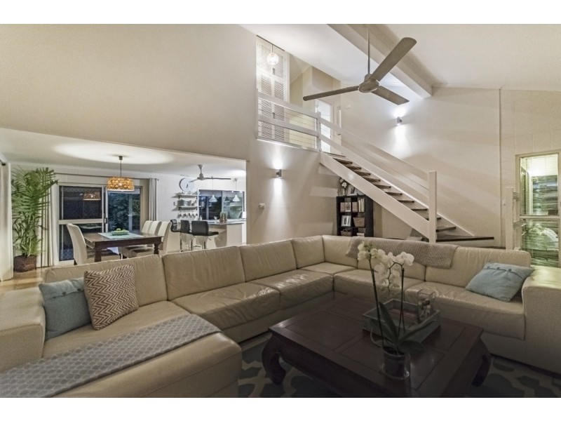 4 Hood Street, Trinity Park QLD 4879