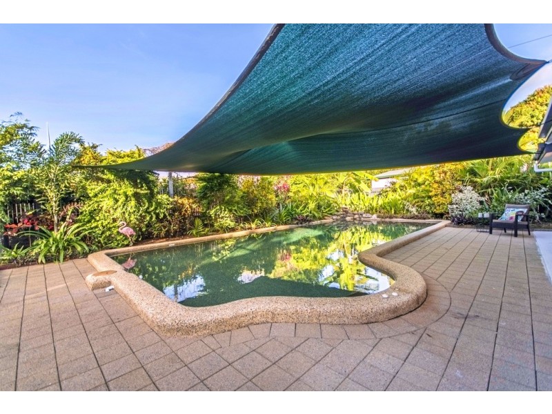 4 Hood Street, Trinity Park QLD 4879