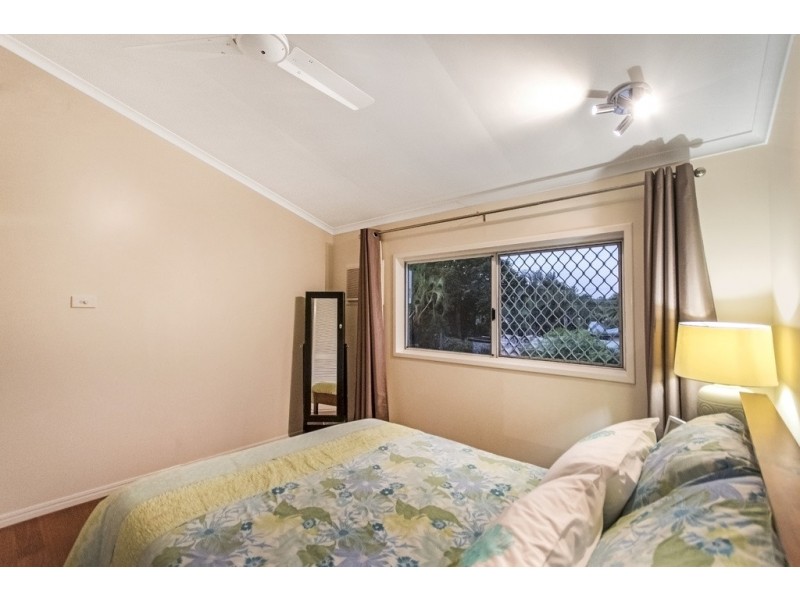 4 Hood Street, Trinity Park QLD 4879