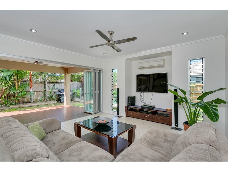 5 Pambula Close, Kewarra Beach QLD 4879