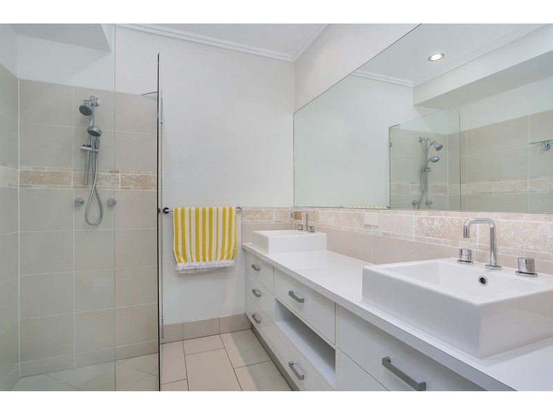 5 Pambula Close, Kewarra Beach QLD 4879