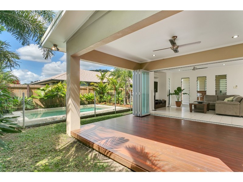 5 Pambula Close, Kewarra Beach QLD 4879