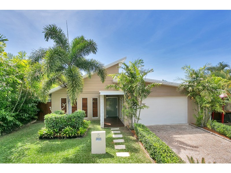 5 Pambula Close, Kewarra Beach QLD 4879