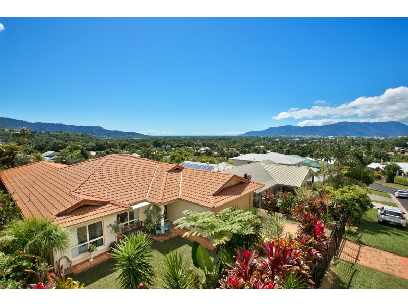 10 Rosemont Court, Mooroobool QLD 4870