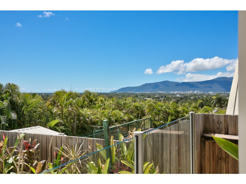 10 Rosemont Court, Mooroobool QLD 4870