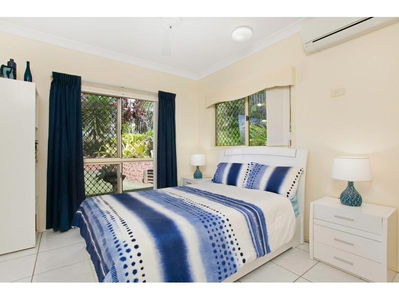 10 Rosemont Court, Mooroobool QLD 4870