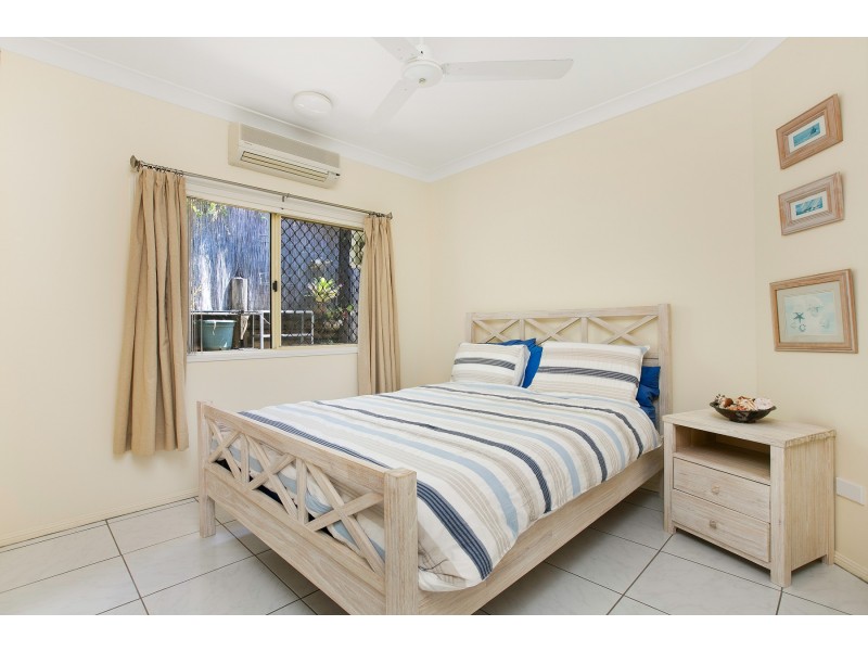 10 Rosemont Court, Mooroobool QLD 4870