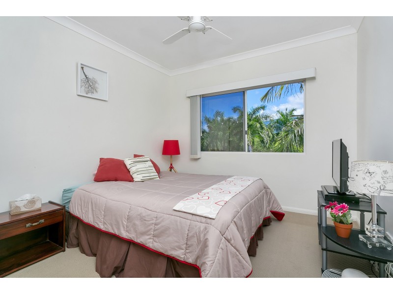 35/8-14 Munro Terrace, Mooroobool QLD 4870