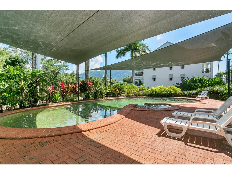 35/8-14 Munro Terrace, Mooroobool QLD 4870