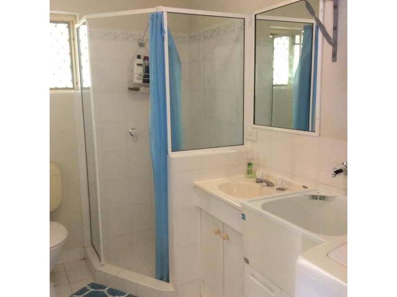 6/150 Pease Street, Manoora QLD 4870