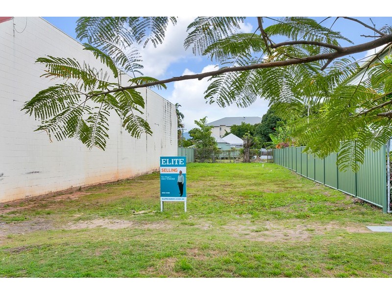 28 Minnie Street, Cairns QLD 4870
