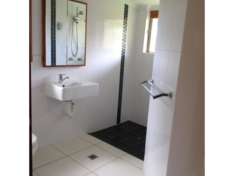 1/123 Greenslopes St, Edge Hill QLD 4870
