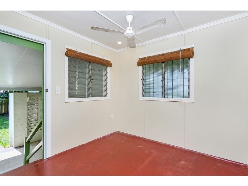 8 Mansfield Street, Earlville QLD 4870