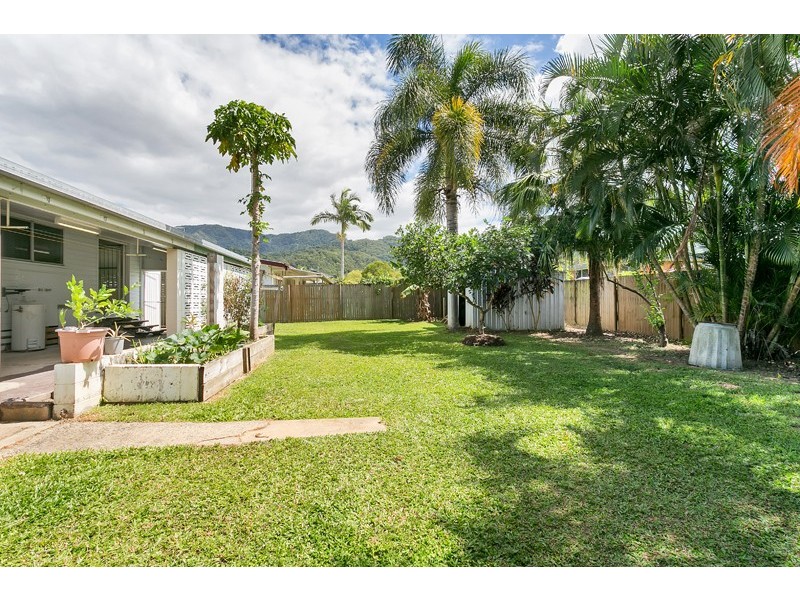 8 Mansfield Street, Earlville QLD 4870