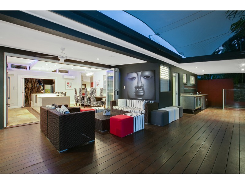 22 Nolan Street, Whitfield QLD 4870