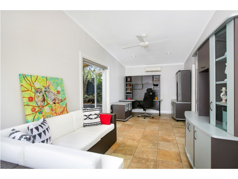 22 Nolan Street, Whitfield QLD 4870