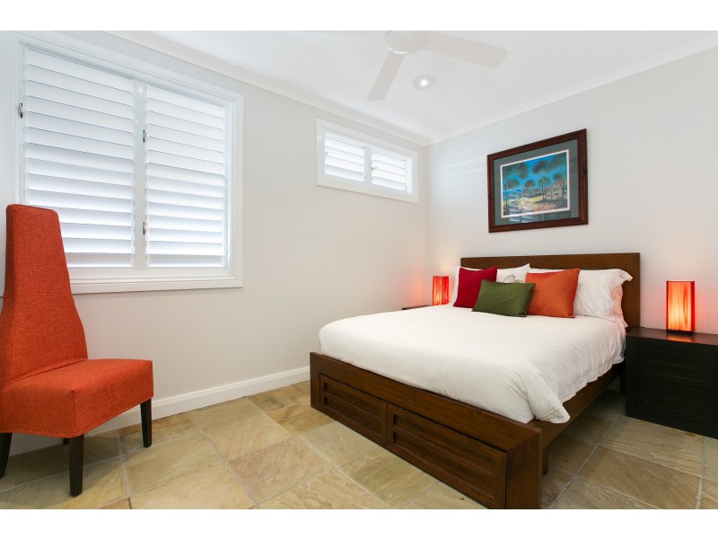 22 Nolan Street, Whitfield QLD 4870