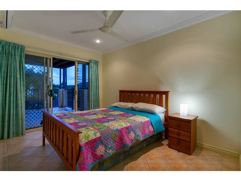 21 Rosemont Court, Mooroobool QLD 4870