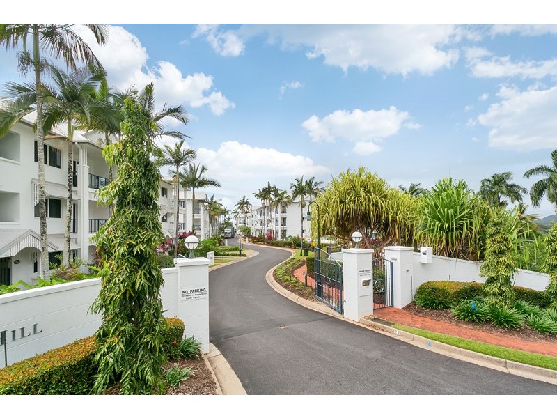 70/8-14 Munro Terrace, Mooroobool QLD 4870