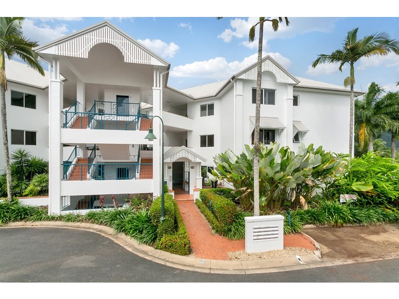 70/8-14 Munro Terrace, Mooroobool QLD 4870