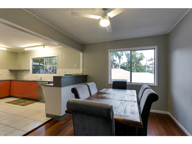 80 MacIlwraith Street, Manoora QLD 4870