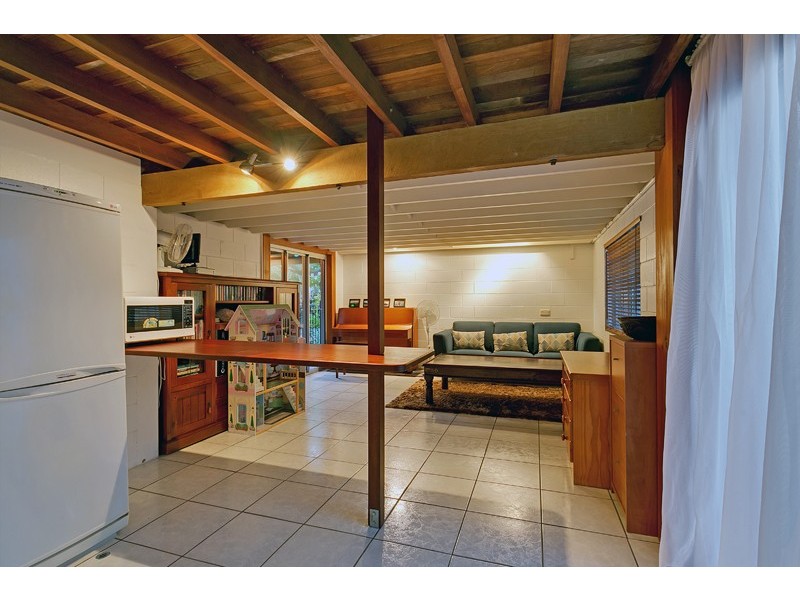 80 MacIlwraith Street, Manoora QLD 4870