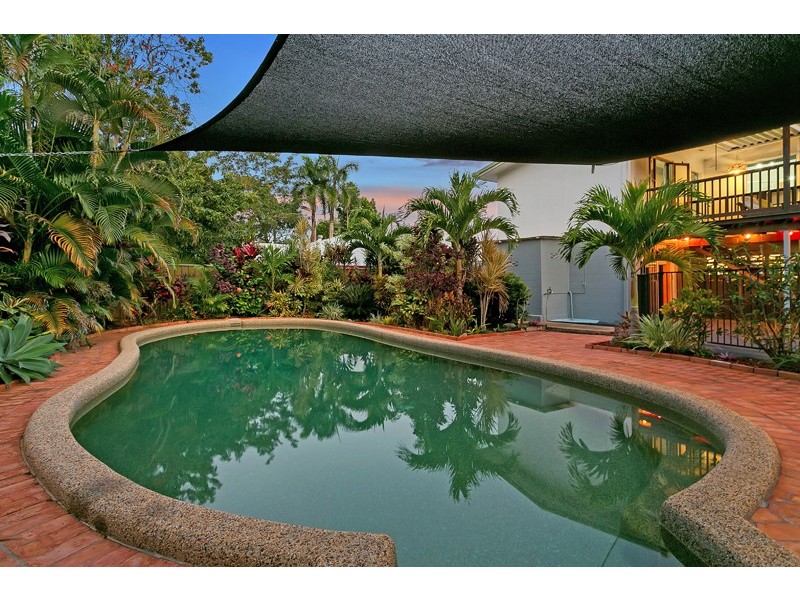 80 MacIlwraith Street, Manoora QLD 4870