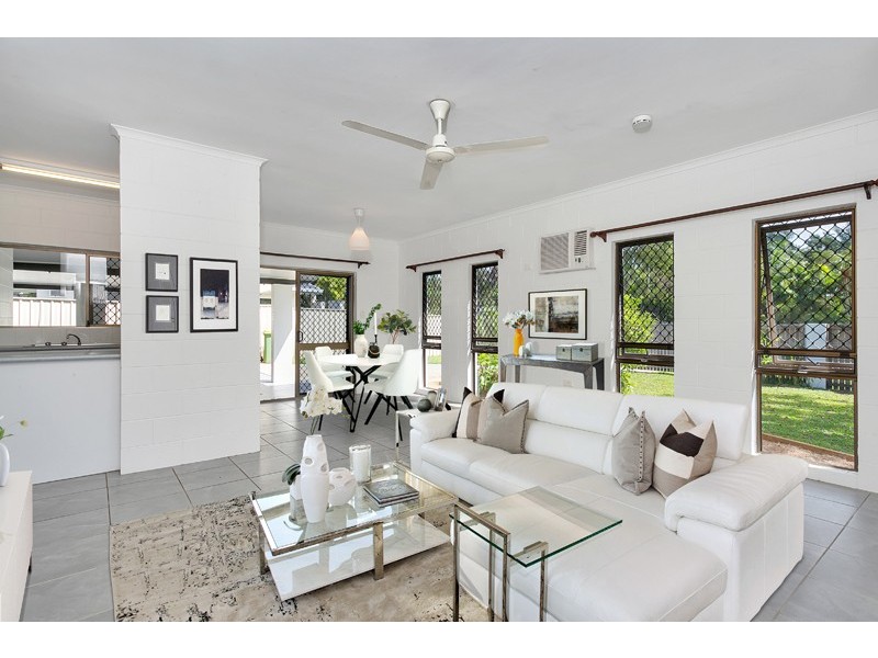 47 Beatrice Street, Mooroobool QLD 4870