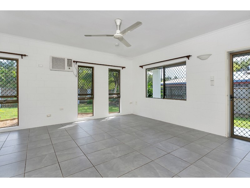 47 Beatrice Street, Mooroobool QLD 4870