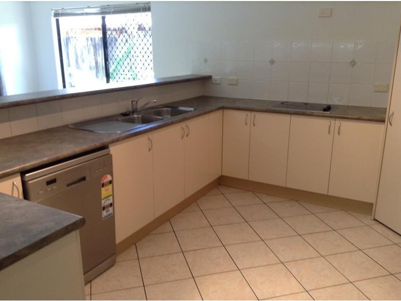 16 Bronte Close, Kewarra Beach QLD 4879