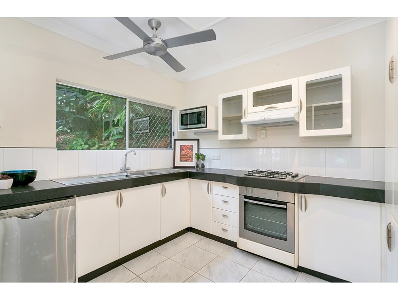 30 Junction Street, Edge Hill QLD 4870