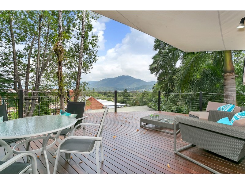 30 Junction Street, Edge Hill QLD 4870