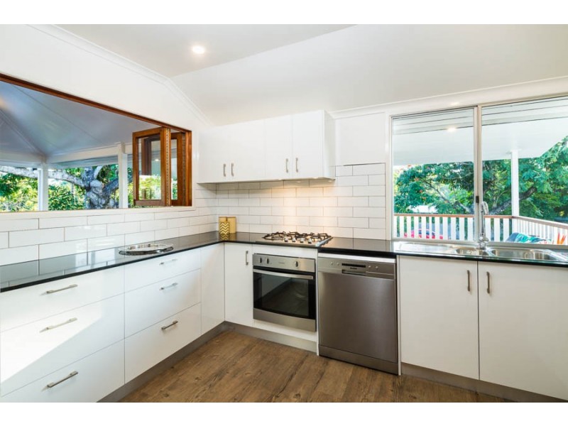 14 John Street, Cairns North QLD 4870