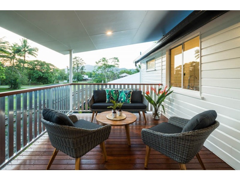 14 John Street, Cairns North QLD 4870
