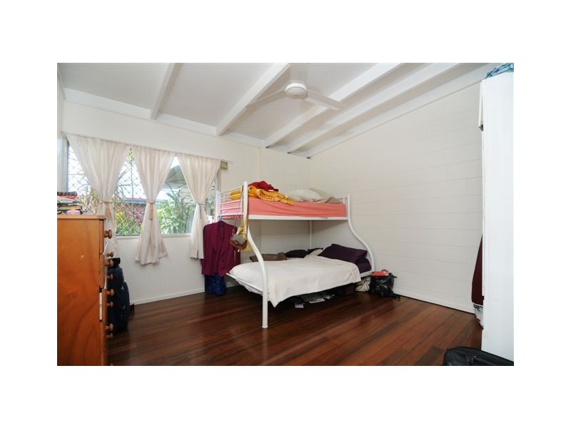 120 McCormack Street, Manunda QLD 4870